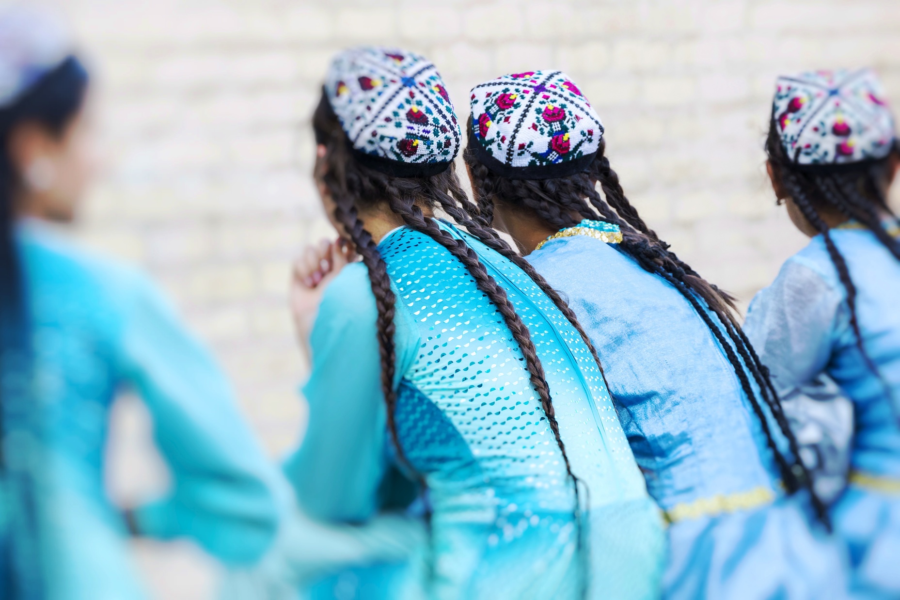 Danseuses en tenue traditionnelles, Khiva, Ouzbékistan